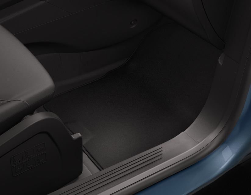 your-source-for-personalized-original-ford-transit-courier-tourneo-courier-teppichfusmatten-vorne-schwarz-online-now_2.jpg